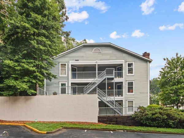 1283 Keys Lake Drive NE, Brookhaven, GA 30319