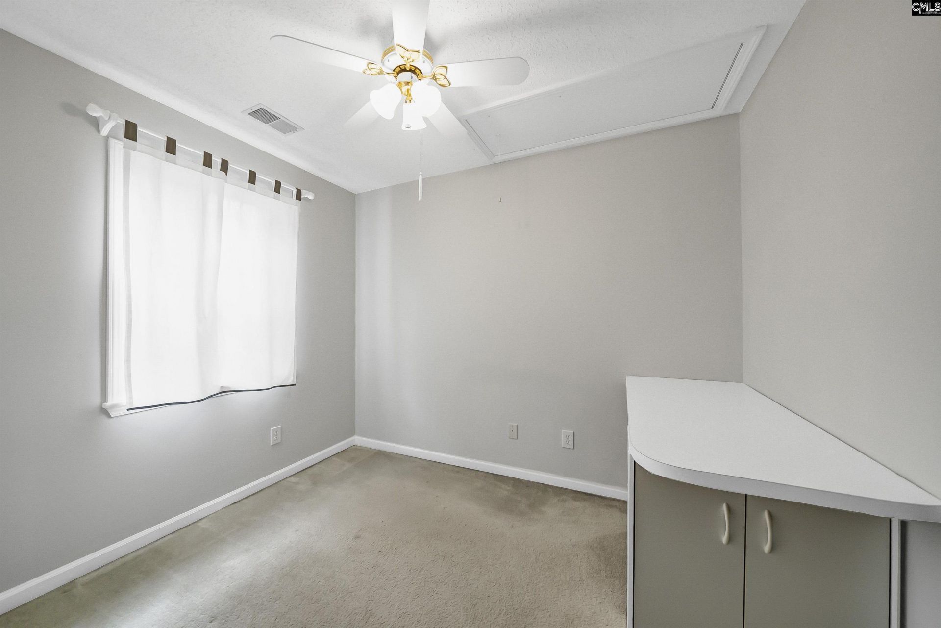5 W Ashford Court  Photo 41