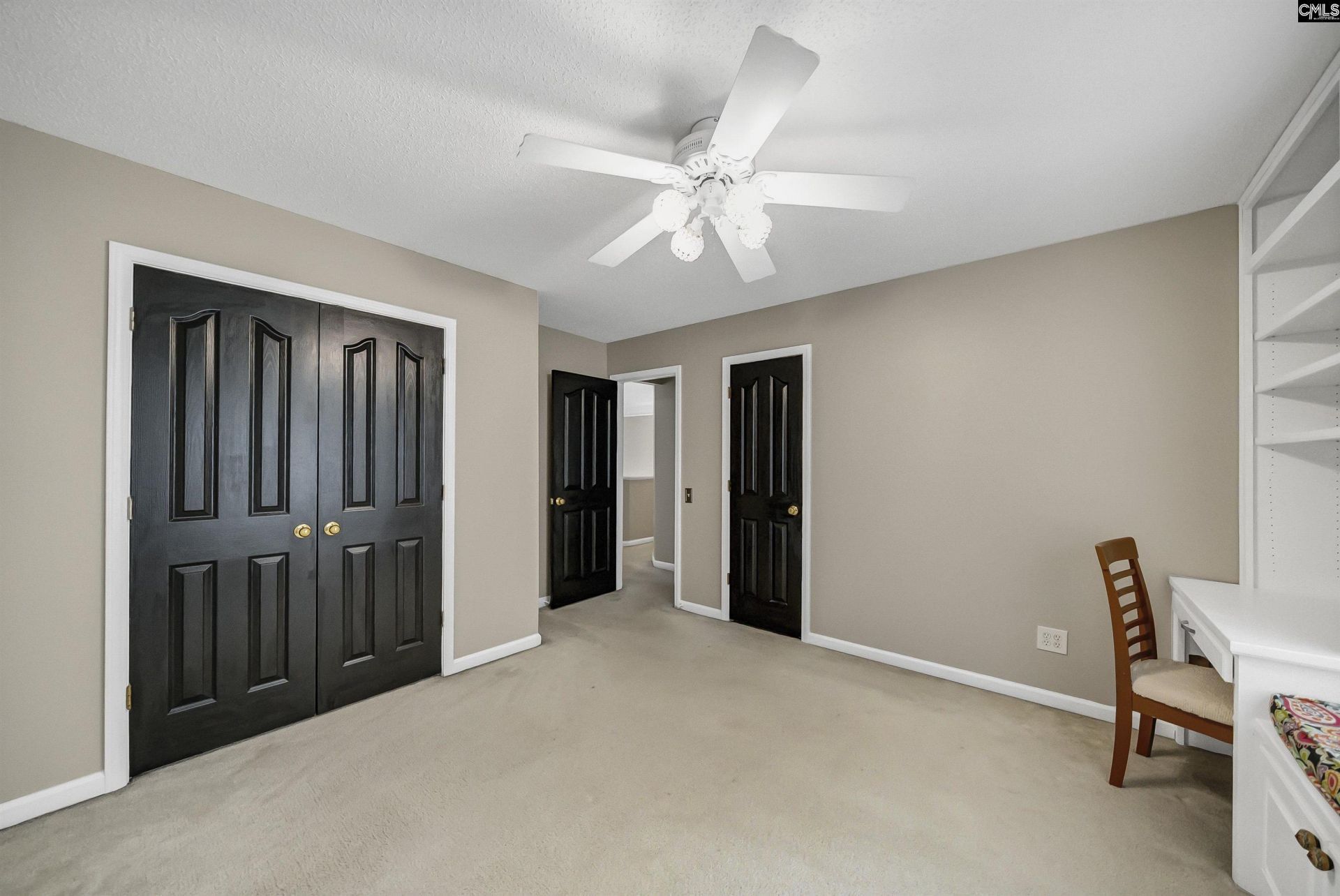 5 W Ashford Court  Photo 50