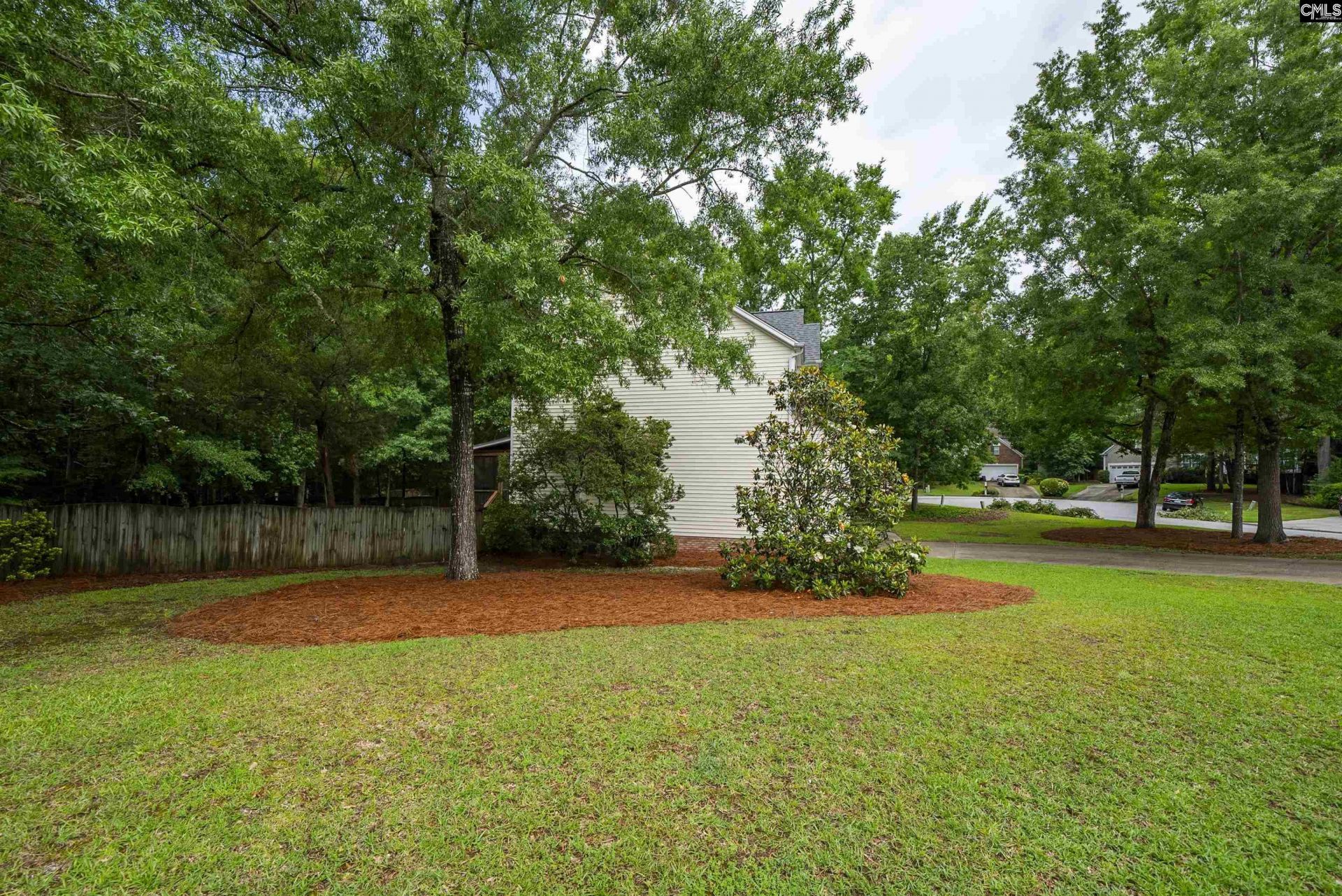 5 W Ashford Court  Photo 62