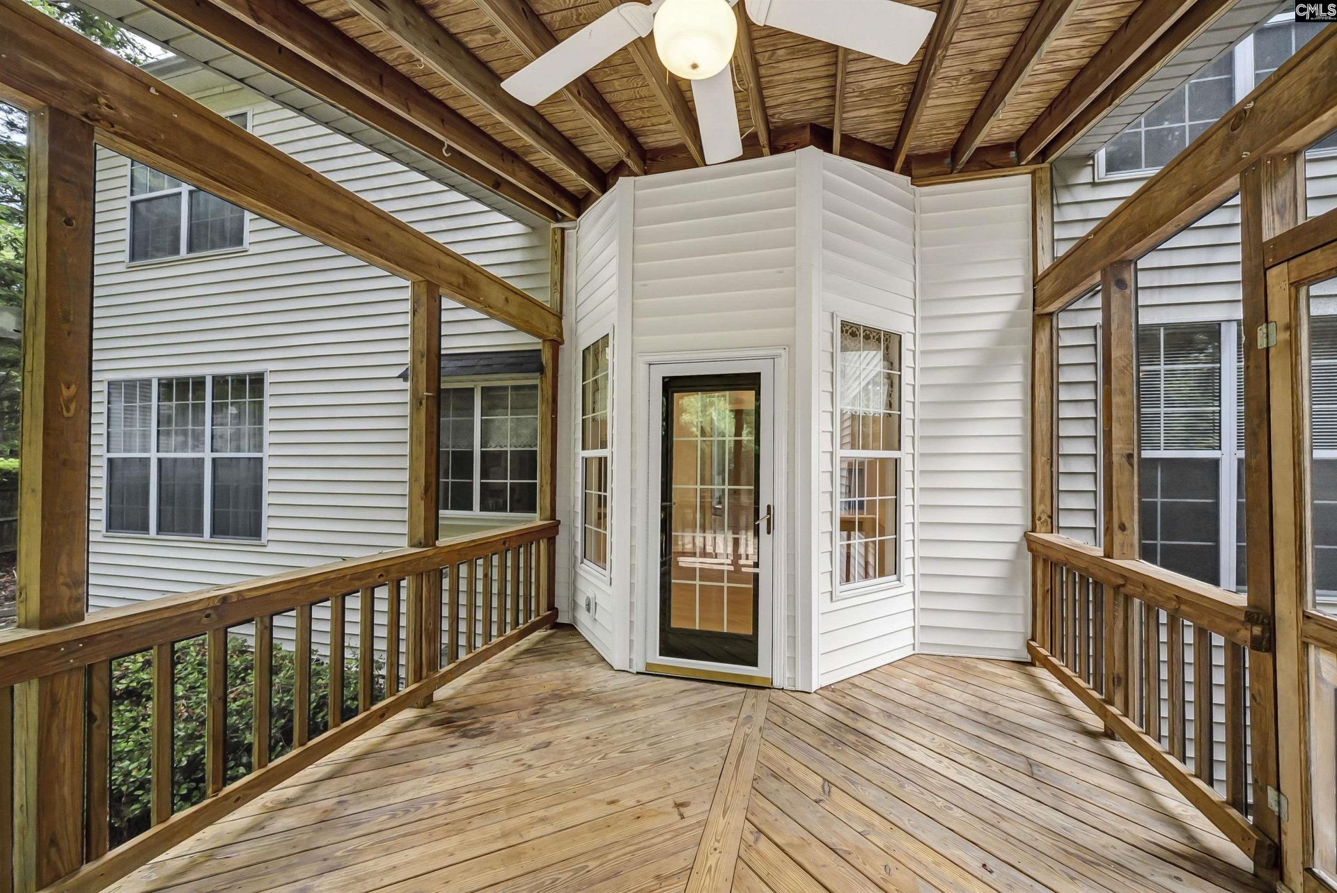 5 W Ashford Court  Photo 63