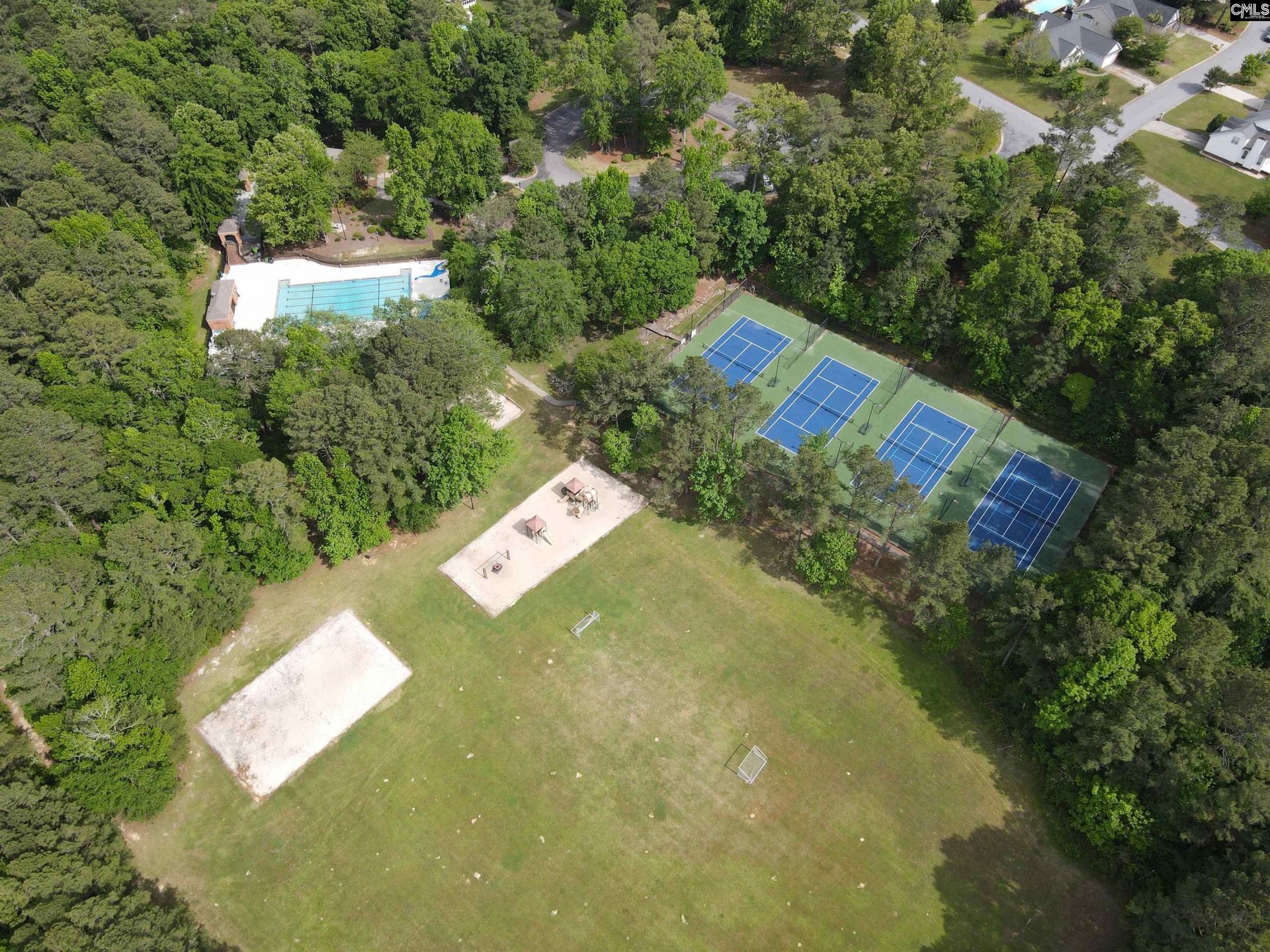 5 W Ashford Court  Photo 67