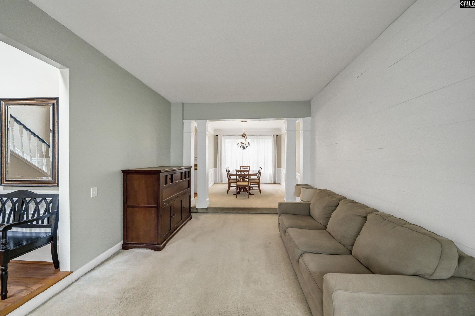 5 W Ashford Court  Photo 8