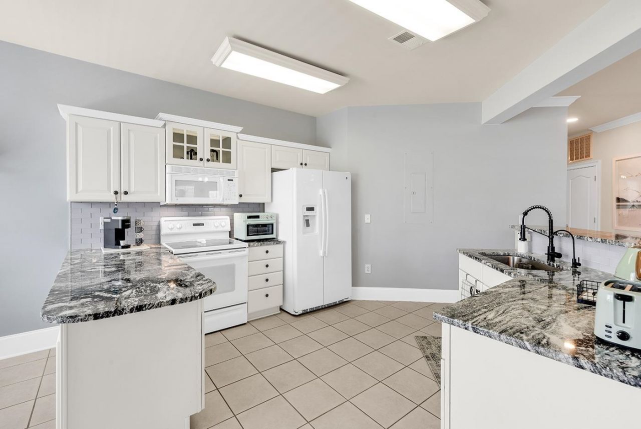 2180 Waterview Dr. Photo 18