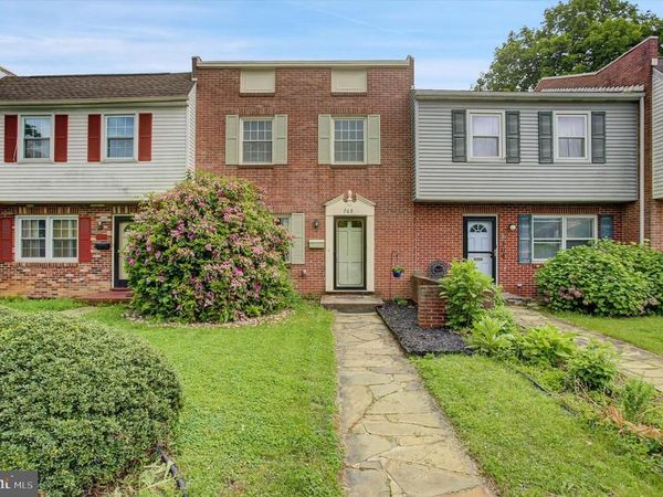 708 CUMBERLAND AVENUE , CHAMBERSBURG, PA 17201