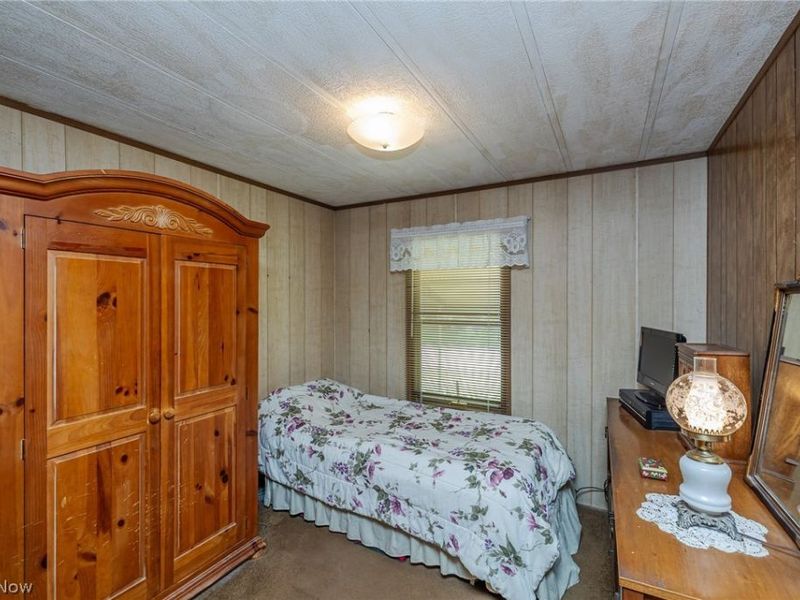 4 Overland Drive, Olmsted Township, OH 44138 Photo 23