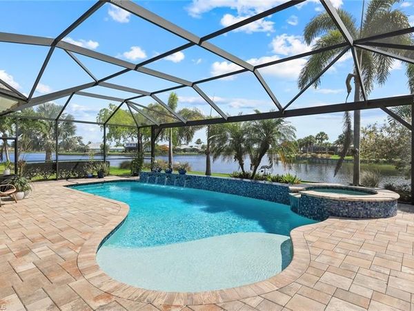 6460 Pembroke WAY , NAPLES, FL 34113