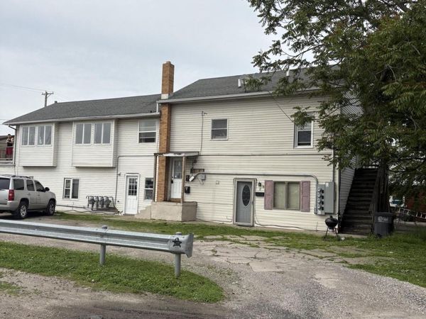 5912 Edgewater Drive, Toledo, OH 43611