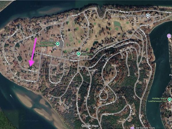 5 Bandy Drive , Holiday Island, AR 72631