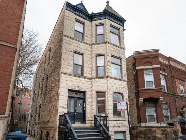 2425 N Geneva Terrace, Chicago, IL 60614