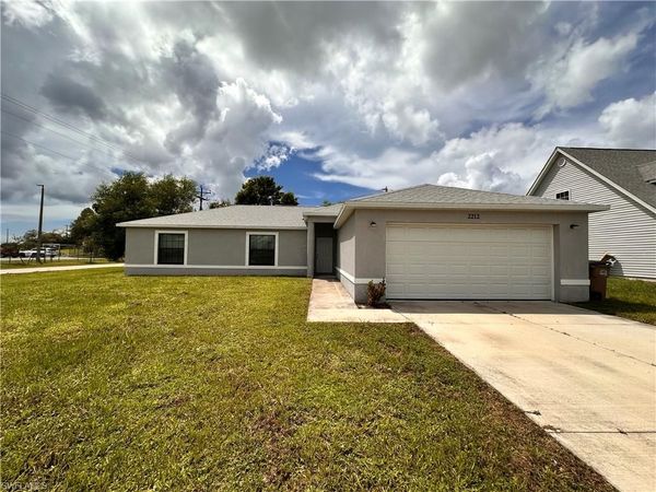 2212 SW Santa Barbara PL , CAPE CORAL, FL 33991