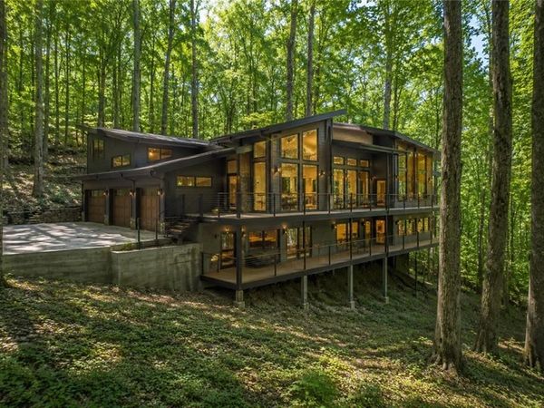 1981 Mountain Drive , Alpharetta, GA 30004