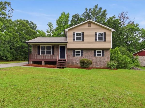 3936 Rolling Place , Conley, GA 30288