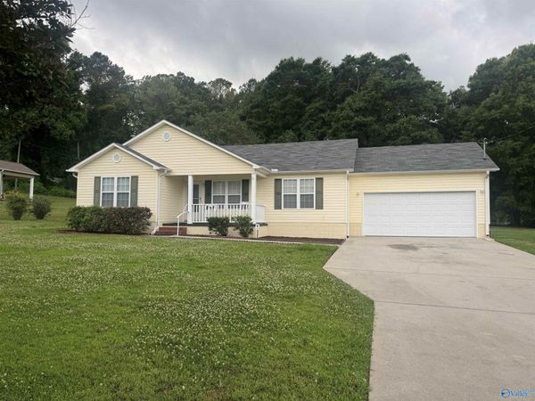2020 Center Springs Road, Somerville, AL 35670