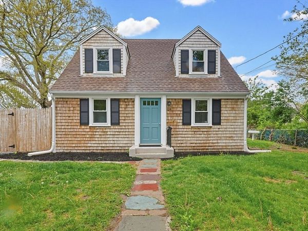 24 Otis Rd, Barnstable, MA 02601