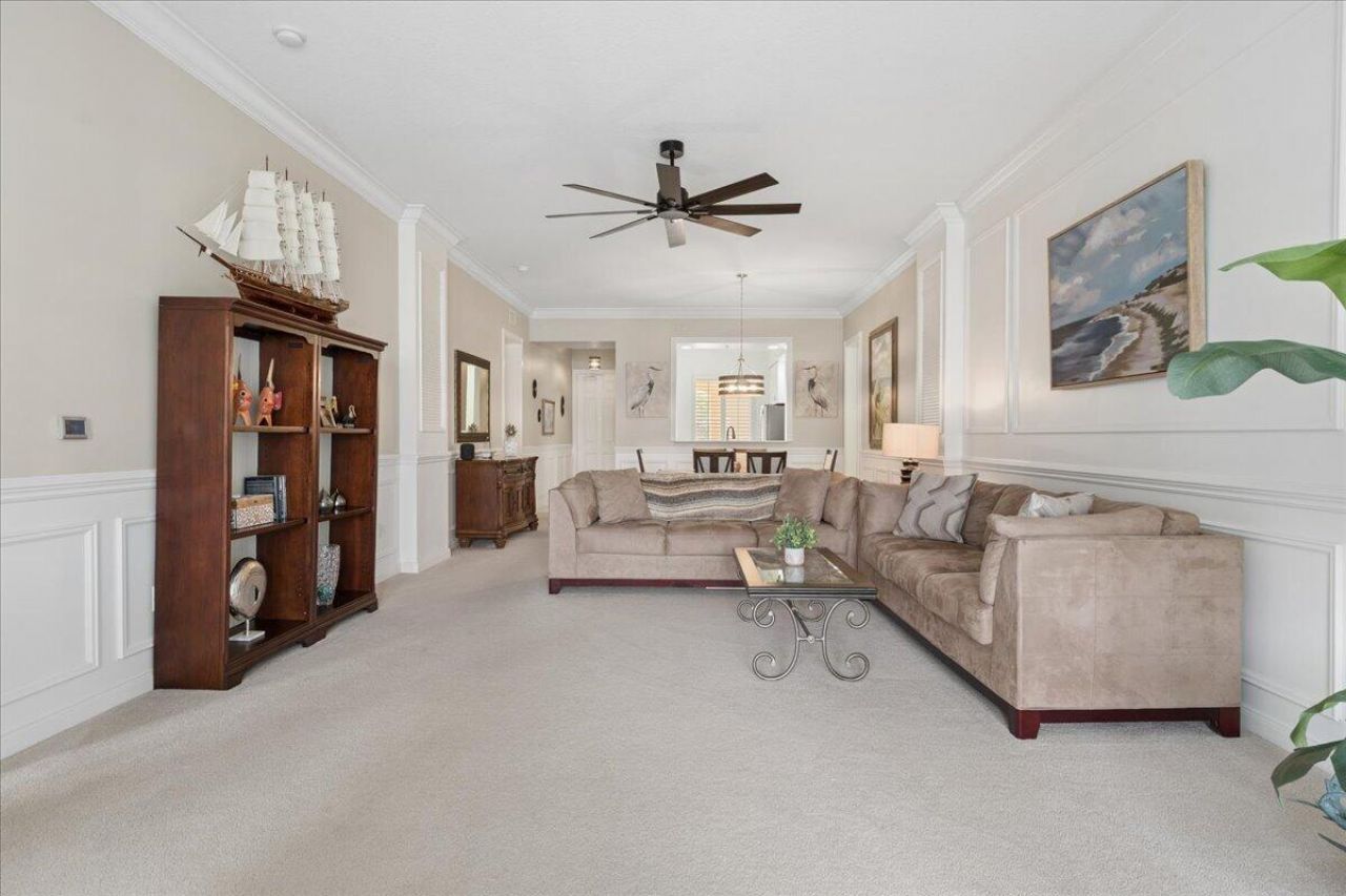 19 W Harbour Isle Dr Drive W, Unit 202, Fort Pierce, FL 34949 Photo
