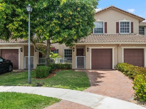 3505 Lakeside Drive, Davie, FL 33328
