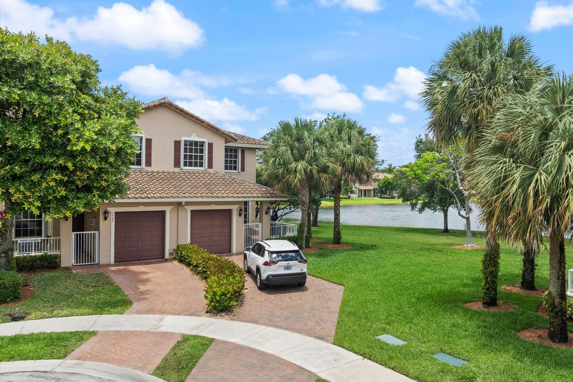 3505 Lakeside Drive, Davie, FL 33328 Photo
