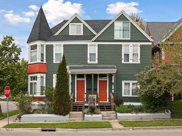 739 Sims Avenue, Saint Paul, MN 55106