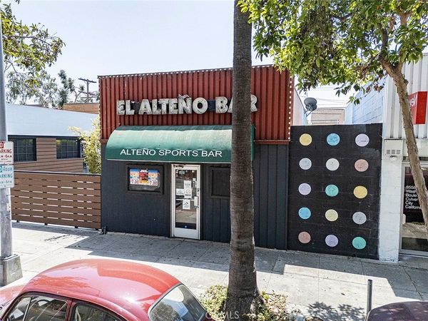 8554 Washington, Culver City, CA 90232