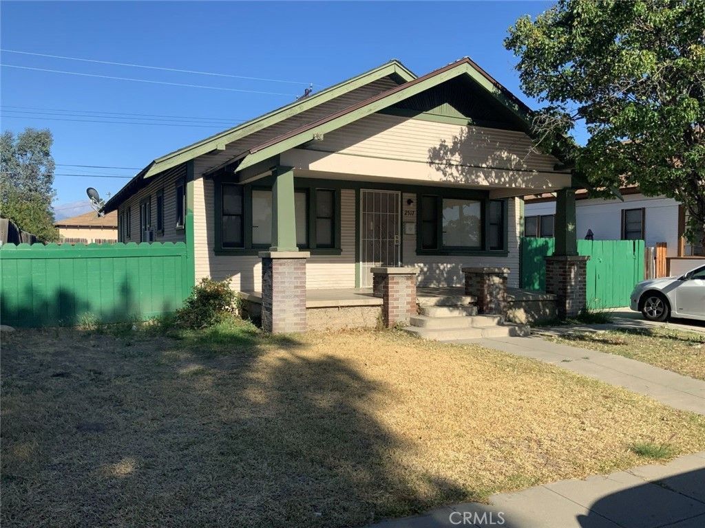 2517 N Mountain View, San Bernardino, CA 92405 Main Photo
