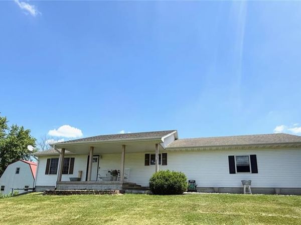 30135 Katydid St, La Plata, MO 63549