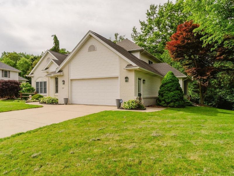 148 Springbrook Drive, Fremont, OH 43420 Photo 7
