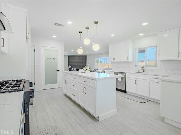 972 E Lynwood, San Bernardino, CA 92404