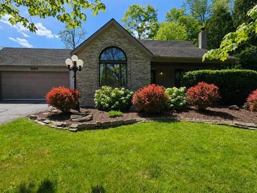 950 Fuller Lane, White Lake Twp, MI 48386