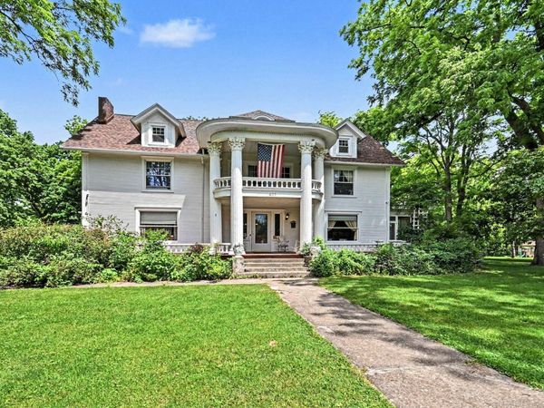 401 E Prairie Street, Odell, IL 60460