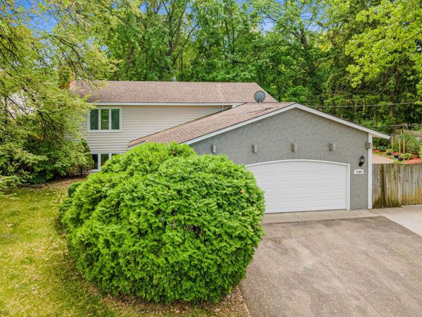 1630 Rice Creek Road NE, Fridley, MN 55432