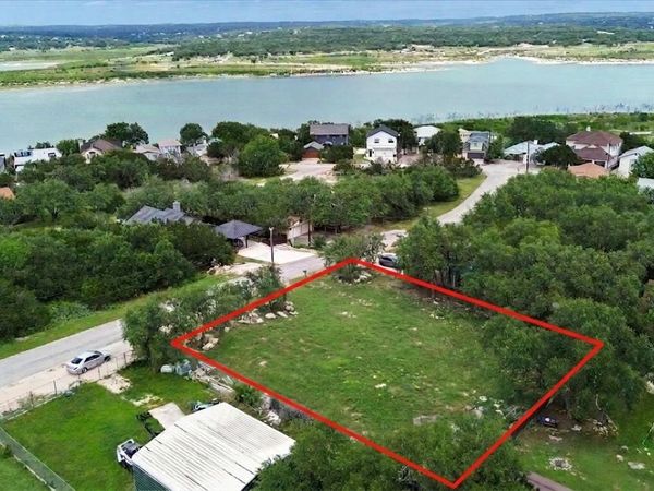 458 Gemini, Canyon Lake, TX 78133