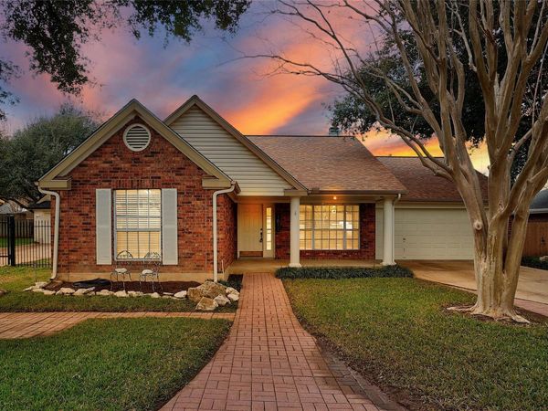 1811 Iris LN, Cedar Park, TX 78613