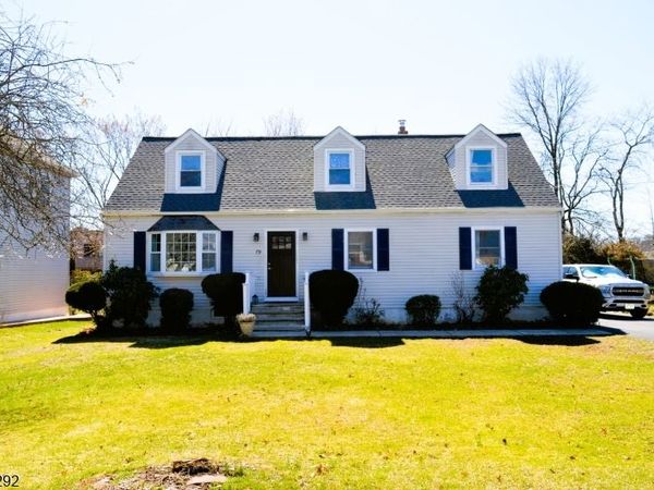 79 Hawkins Ave, Parsippany-Troy Hills, NJ 07054