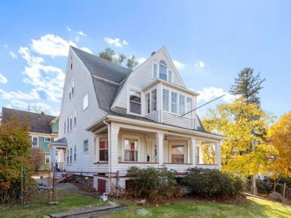 4 - 6 West Street, Arlington, MA 02476