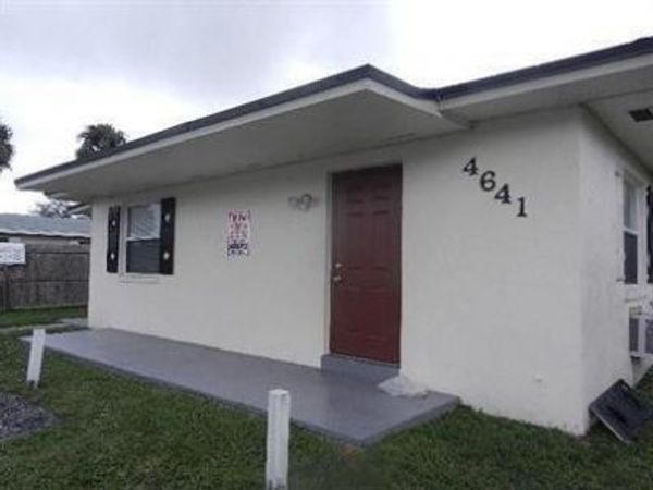 4641 Myla Lane, West Palm Beach, FL 33417