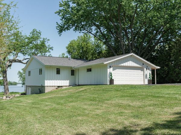 W4428 Lakeview Dr, Hustisford, WI 53034
