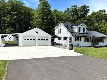 11806 Wyandale Road, Springville, NY 14141