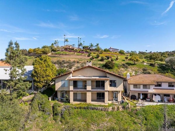31318 Club Vista Ln, Bonsall, CA 92003