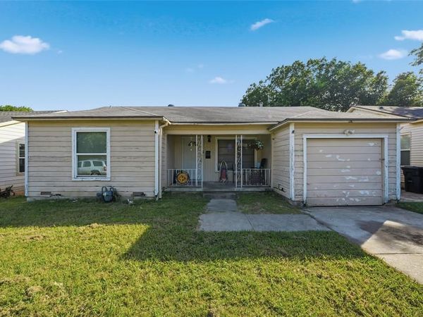 1905 Bell Street , Waco, TX 76711