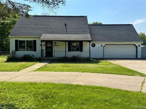 1615 Indian Rd, Oregon Twp, MI 48446