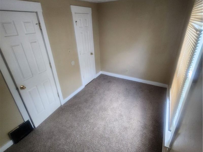 3094 E 65th Street, Cleveland, OH 44127 Photo 9
