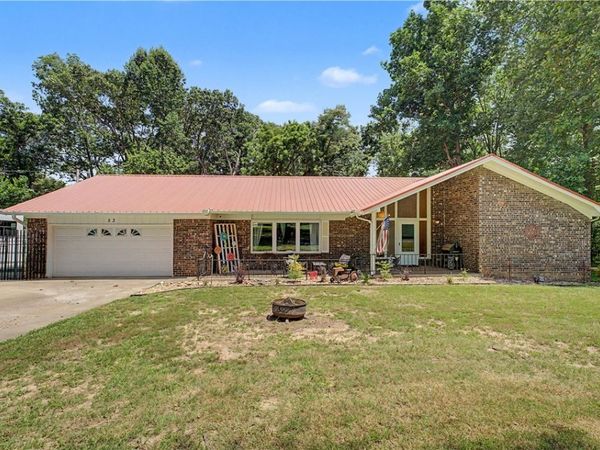 53 Alton Circle, Rogers, AR 72756