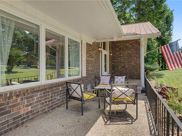 53 Alton Circle, Rogers, AR 72756