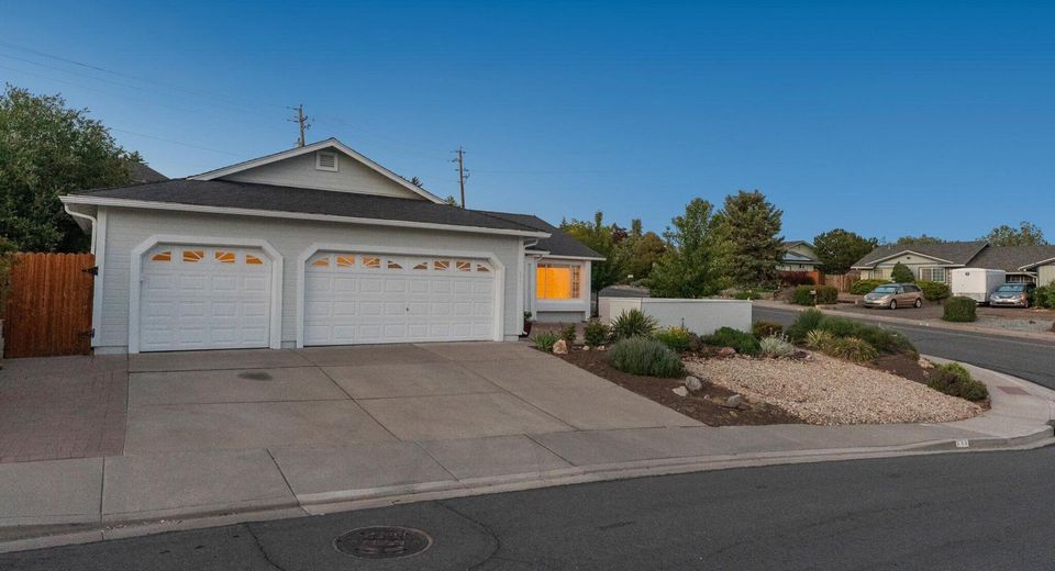 695 Kane Court, Reno, NV 89512 Photo