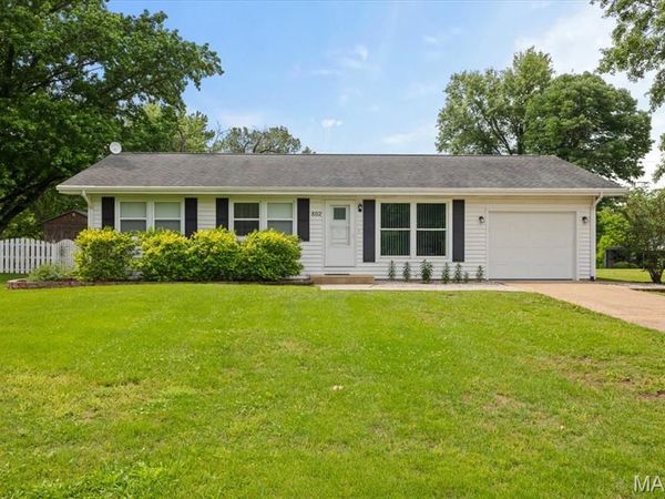 802 Lincoln Street , Evansville, IL 62242