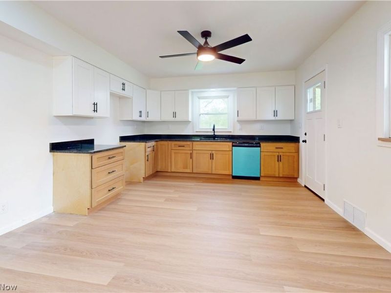 183 Meadow Road, Wintersville, OH 43953 Photo 9