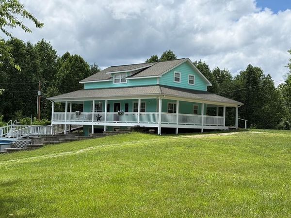 581 Shady Grove Rd, Bloomington Springs, TN 38545