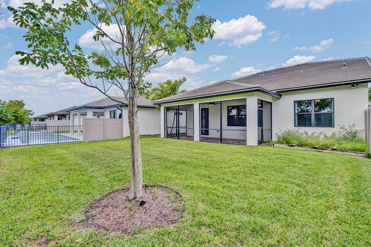 8296 Vaulting Drive, Lake Worth, FL 33467 Photo