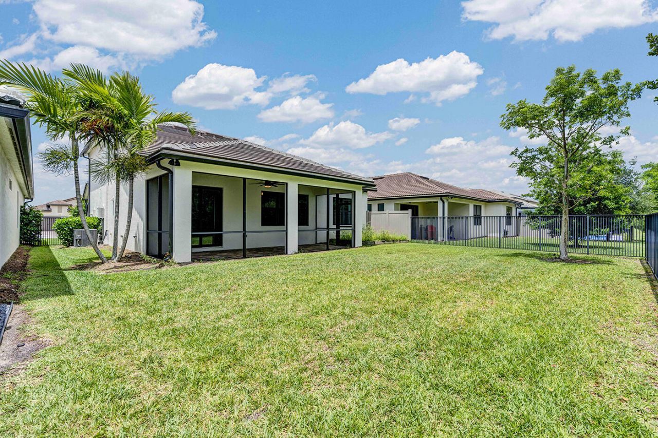 8296 Vaulting Drive, Lake Worth, FL 33467 Photo